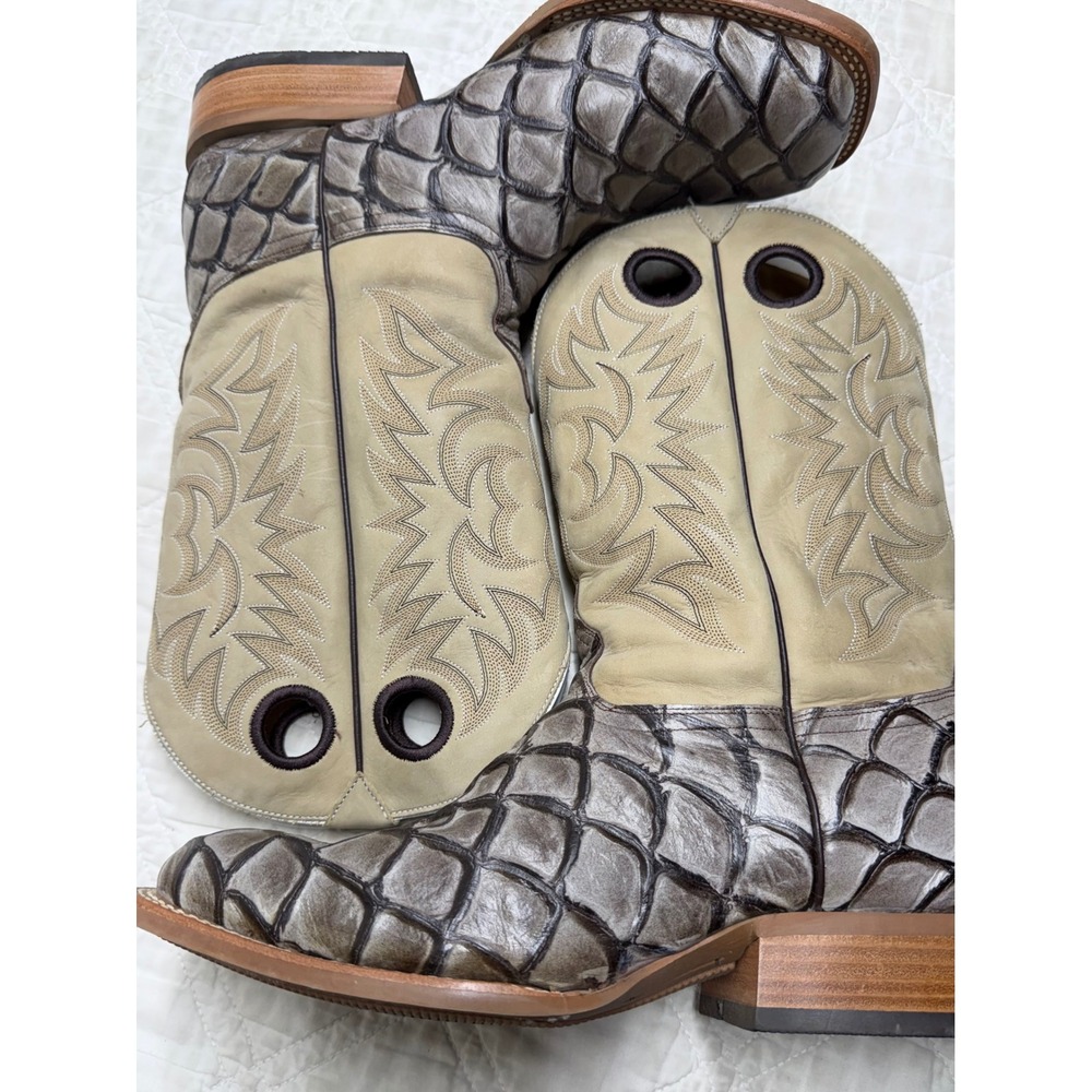 Cavenders Pirarucu Western Boots Mens 13 EE Grey Exotic Fish Skin Square Toe